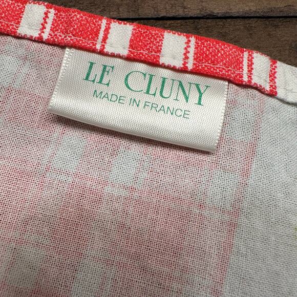 Le Cluny France Square Tablecloth Botanical Wild Flowers Red Gingham Cottage - Picture 2 of 8